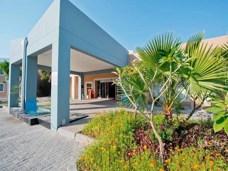 Protea Hotel By Marriott Ondangwa Esterno foto